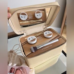 NWT BRAND NEW IT Cosmetics Do It All Sheer Tint Face Balm